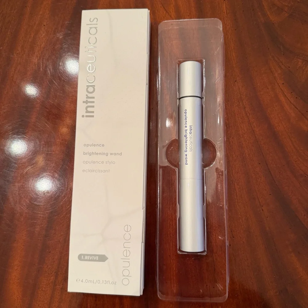 NWT Intraceuticals Opulence Brightening Wand Dark Spot Corrector 0.13 oz